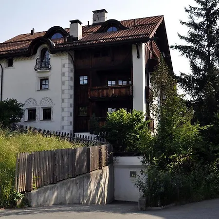 Apartamento Chasa Sager 2 *